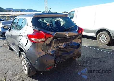 2020 Nissan Kicks S Xtronic Cvt z USA, uszkodzony, nr VIN 3N1CP5BVXLL547172